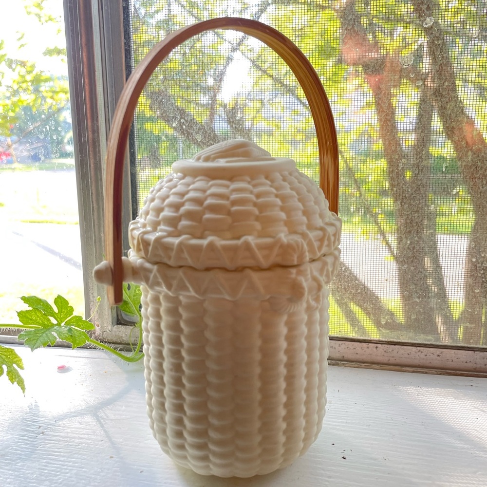 Candle holder